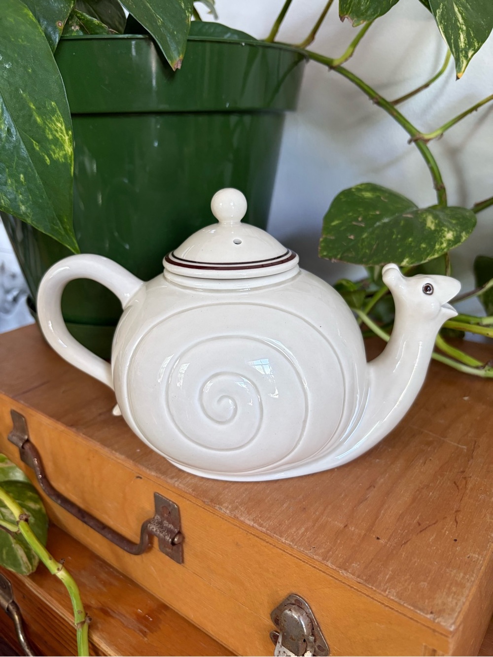 Vintage Fitz & Floyd Snail Shaped White Ceramic Teapot